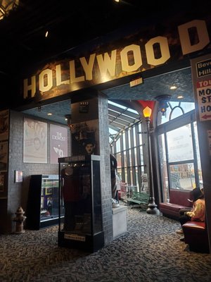 Hollywood Blvd Cinema by null