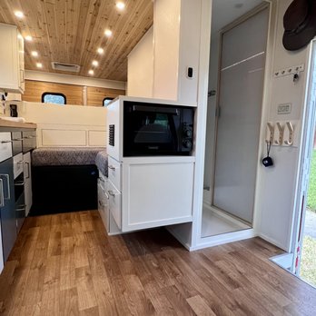 Goodwyn Flooring Companies - Sheet vinyl flooring in camper - Carpet Installation Near Me - Mckinney, Texas Goodwyn Flooring Companies - Sheet vinyl flooring in camper - Carpet Installation Near Me - Mckinney, Texas