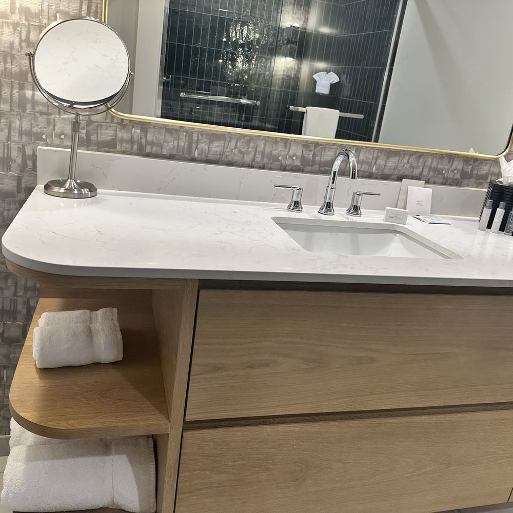 Bellasera Hotel & Suites Paso Robles, Tapestry by Hilton - Bathroom - Hotels Near Me - Paso Robles, California