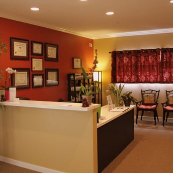 Harmony Community Wellness Center - Front desk and waiting area - Acupuncture Near Me - Escondido, California Harmony Community Wellness Center - Front desk and waiting area - Acupuncture Near Me - Escondido, California