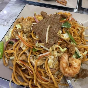 China Yi - Chow mein - Chinese Near Me - Torrance, California China Yi - Chow mein - Chinese Near Me - Torrance, California