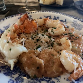 Danny's Italian - Lobster and shrimp homemade raviolis - Italian Near Me - Bowling Green, Kentucky