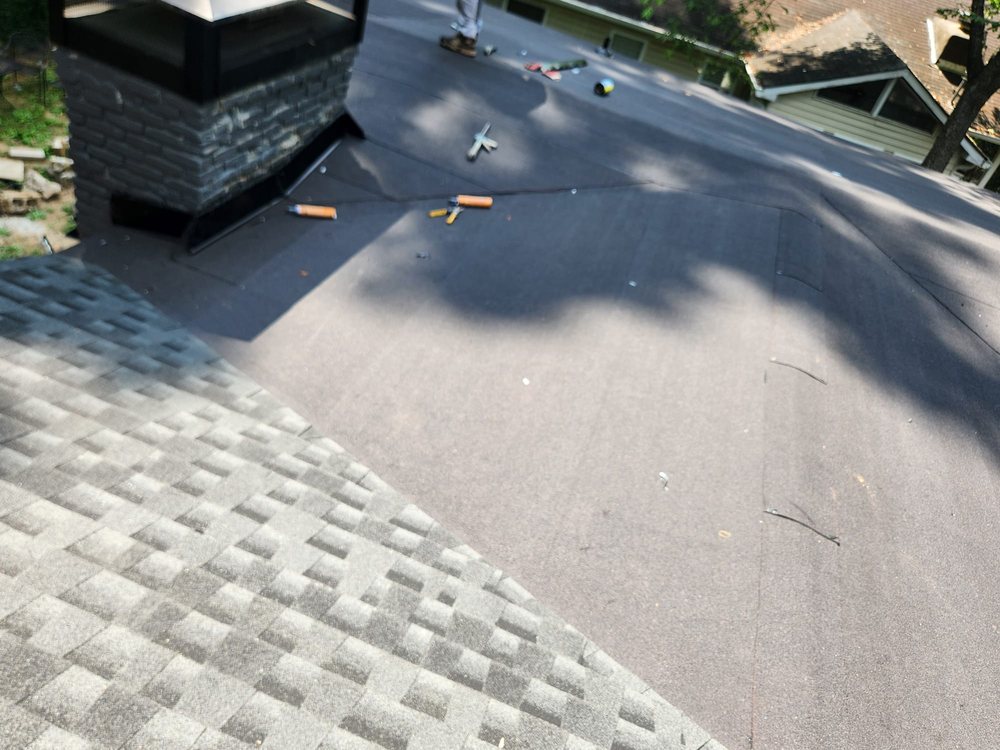 Slide of G&N Roofing