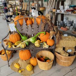 Dutch Meadows Garden Center & Lanscaping