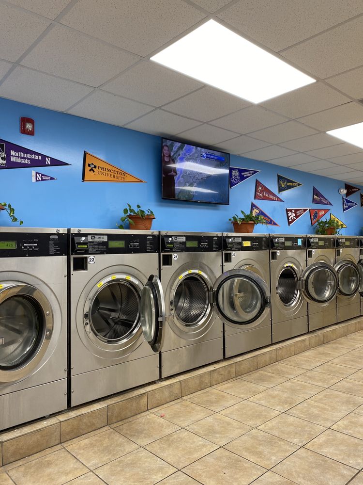 WATERWORKS LAUNDROMAT Updated August 2024 11 Reviews 968970 Bergen St, Newark, New Jersey