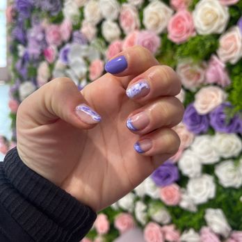 Blooming Nail Bar - Nail Salons Near Me - Burbank, California