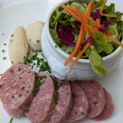 Lyonnaise sausage