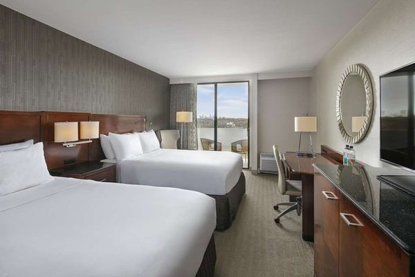 Sonesta Charlotte Lower South End by null