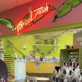 Keys Chocolates & Ice Cream - Ice Cream & Frozen Yogurt Near Me - Key Largo, Florida