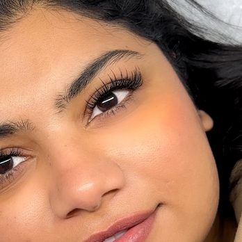 Lash Date Studio - Wispy volume extensions - Eyelash Service Near Me - Toronto, Ontario