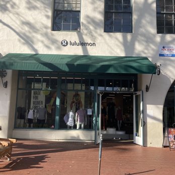 lululemon Athletica - Outside of the store - Women's Clothing Near Me - Santa Barbara, California