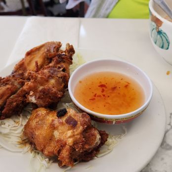Bun Bo Hue Restaurant - Fish sauce wings - Vietnamese Near Me - Portland, Oregon