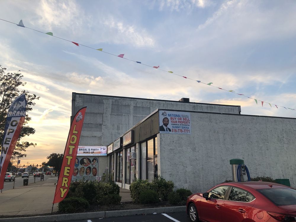 BP GAS STATION Updated August 2024 199 S Broadway, Hicksville, New