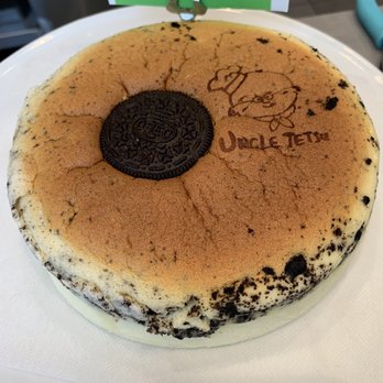 Uncle Tetsu - Oreo Cheesecake - Desserts Near Me - Torrance, California Uncle Tetsu - Oreo Cheesecake - Desserts Near Me - Torrance, California