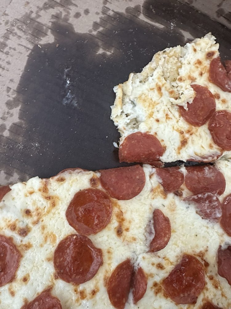 DOMINO’S PIZZA Updated September 2024 29 Reviews 8163 US Highway