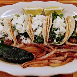El Different - Street taco plate