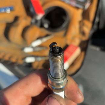 1. Rattlesnake Auto Repair