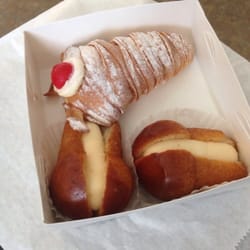 Elbio - Lobster tail and Rum Baba
