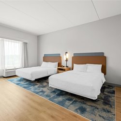 Hampton Inn & Suites Swansboro Near Camp Lejeune - Guest room