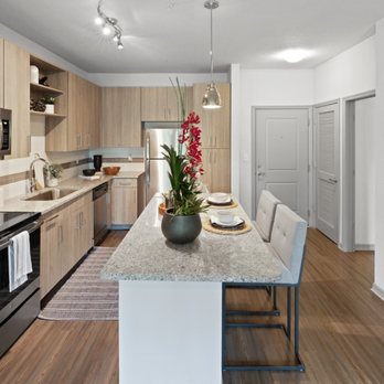 Integra 289 Exchange - Apartments Near Me - DeBary, Florida