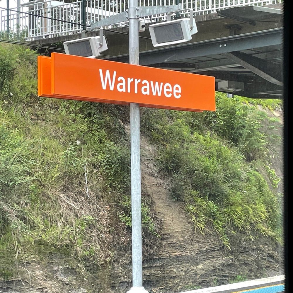 Hornsby Train Station - Warrawee station - Public Transportation Near Me - Hornsby, NSW