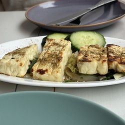 Beirut Star - Grilled halloumi