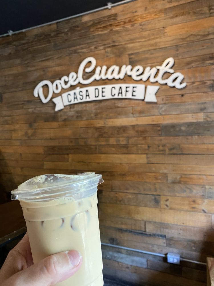 DoceCuarenta