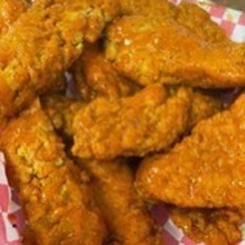 Rollin Wingz - Barely any sauce on tenders - Food Trucks Near Me