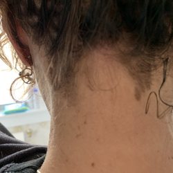 Sanctus Spa & Salon - Bad hair dye