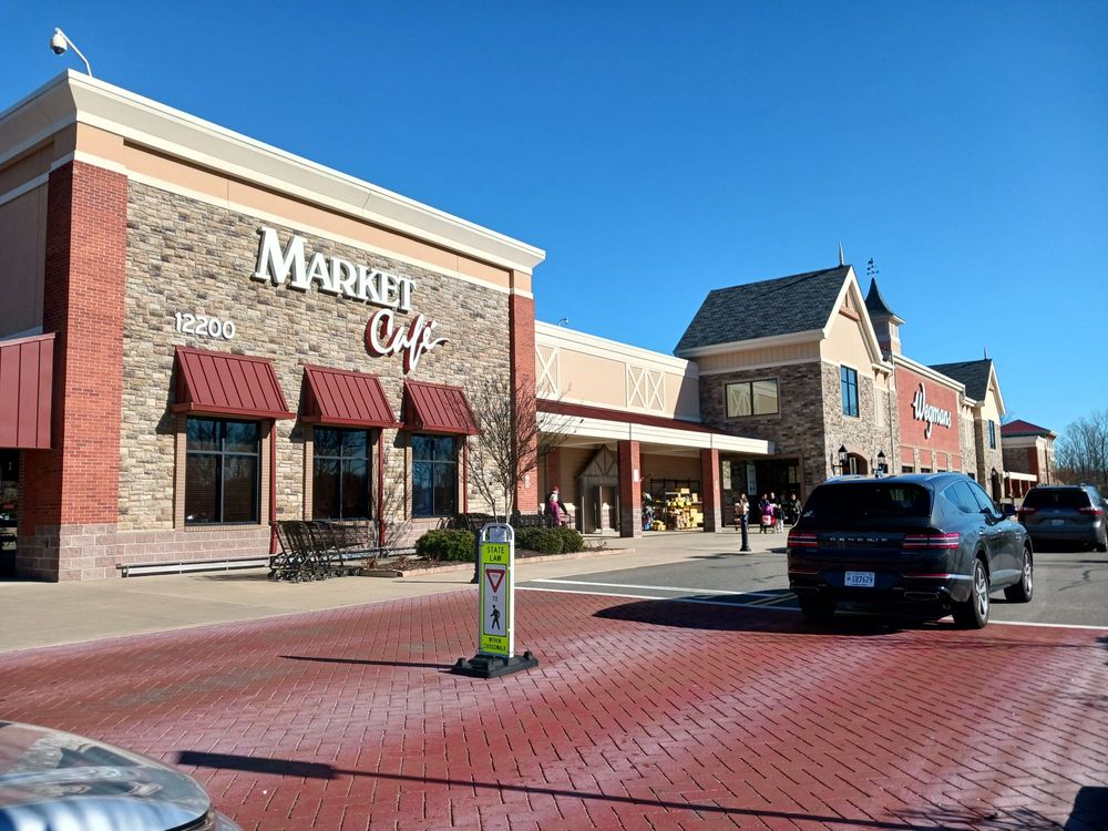 WEGMANS SHORT PUMP Updated May 2024 108 Photos & 100 Reviews