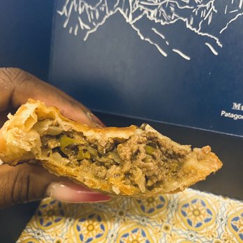 Criollas Baked Empanadas - Argentine Malbec Beef Empanada - Empanadas Near Me - New York, New York