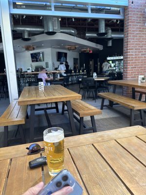 Huss Brewing Uptown Phoenix Taproom + Kitchen by null