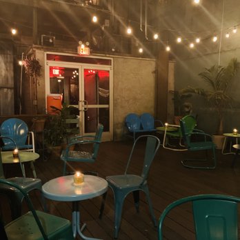 Tern Club - Back patio - Cocktail Bars Near Me - Knoxville, Tennessee Tern Club - Back patio - Cocktail Bars Near Me - Knoxville, Tennessee