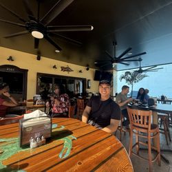 Palm Beach Lobsters & Seafood - Seating