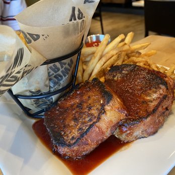 Bricktown Brewery - Meatloaf - Breweries Near Me - Lawton, Oklahoma
