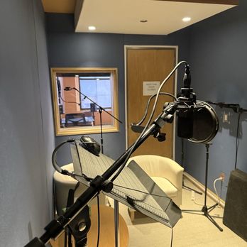 Edge Studio Voice Over - Recording & Rehearsal Studios Near Me - New York, New York Edge Studio Voice Over - Recording & Rehearsal Studios Near Me - New York, New York
