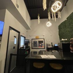 Yaya Southern Cuisine - Inside