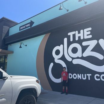 The Glazy Donut - Front view - Coffee & Tea Near Me - El Paso, Texas The Glazy Donut - Front view - Coffee & Tea Near Me - El Paso, Texas