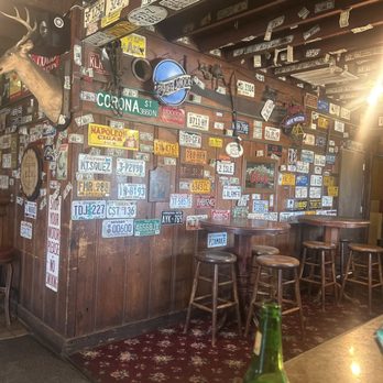 Banta Inn - Bar area - Steakhouses Near Me - Tracy, California