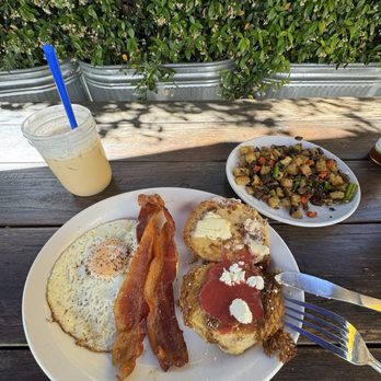 Buttercloud Bakery & Cafe - Bakeries Near Me - Medford, Oregon Buttercloud Bakery & Cafe - Bakeries Near Me - Medford, Oregon