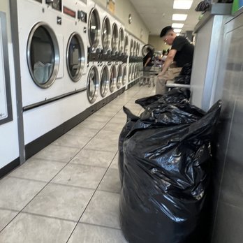 Vacaville Laundryworks - Laundromat Near Me - Vacaville, California Vacaville Laundryworks - Laundromat Near Me - Vacaville, California