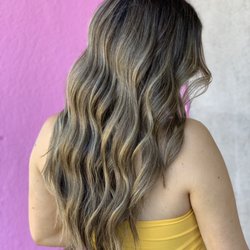 Chateau Salon - Beach waves