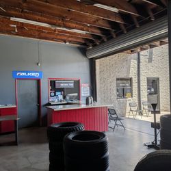 G T Tire & Wheel