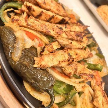 Yolos Mexican Grill - Chicken Fajitas - Mexican Near Me - Las Vegas, Nevada Yolos Mexican Grill - Chicken Fajitas - Mexican Near Me - Las Vegas, Nevada