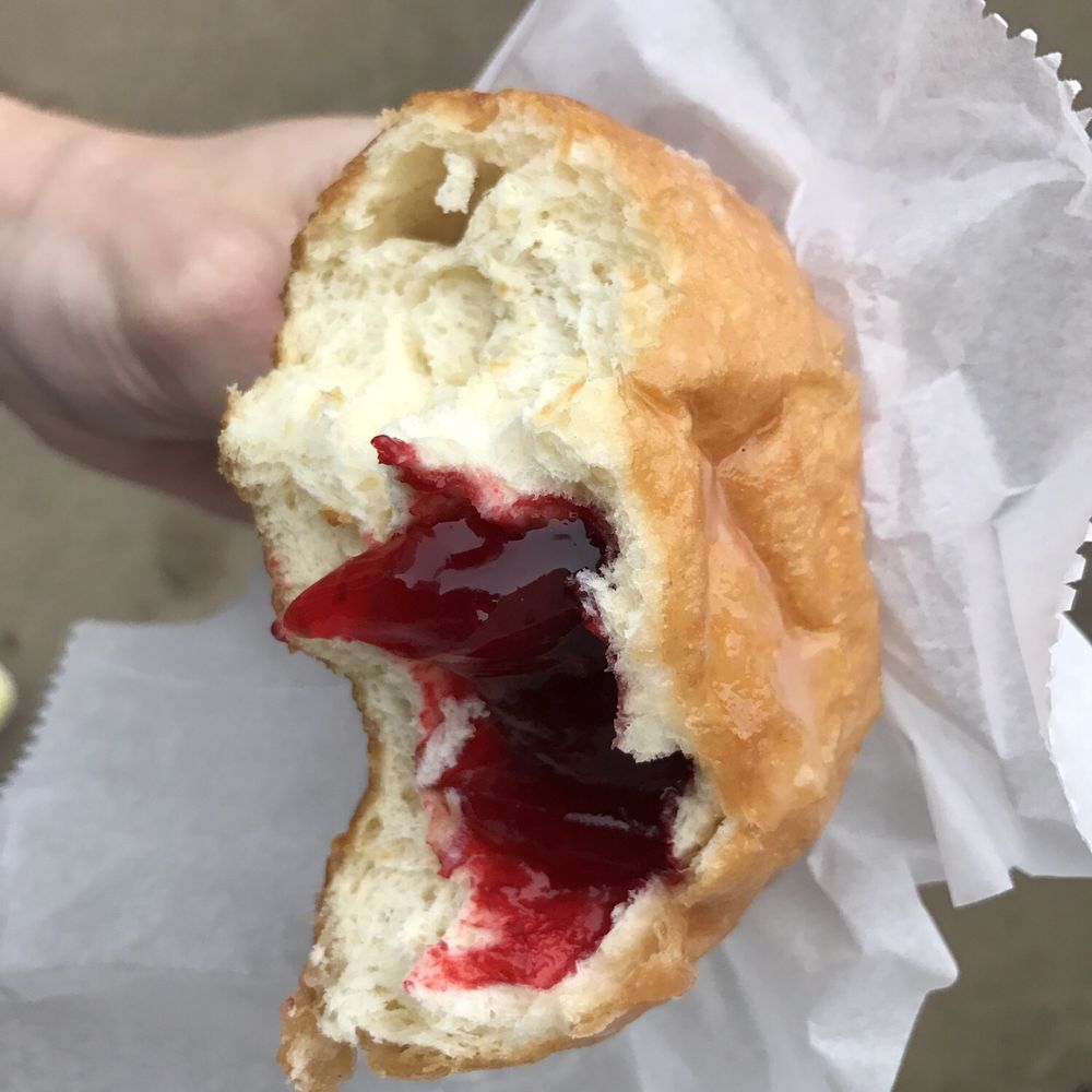 New Palace Bakery - Bakeries Near Me - Hamtramck, Michigan New Palace Bakery - Bakeries Near Me - Hamtramck, Michigan