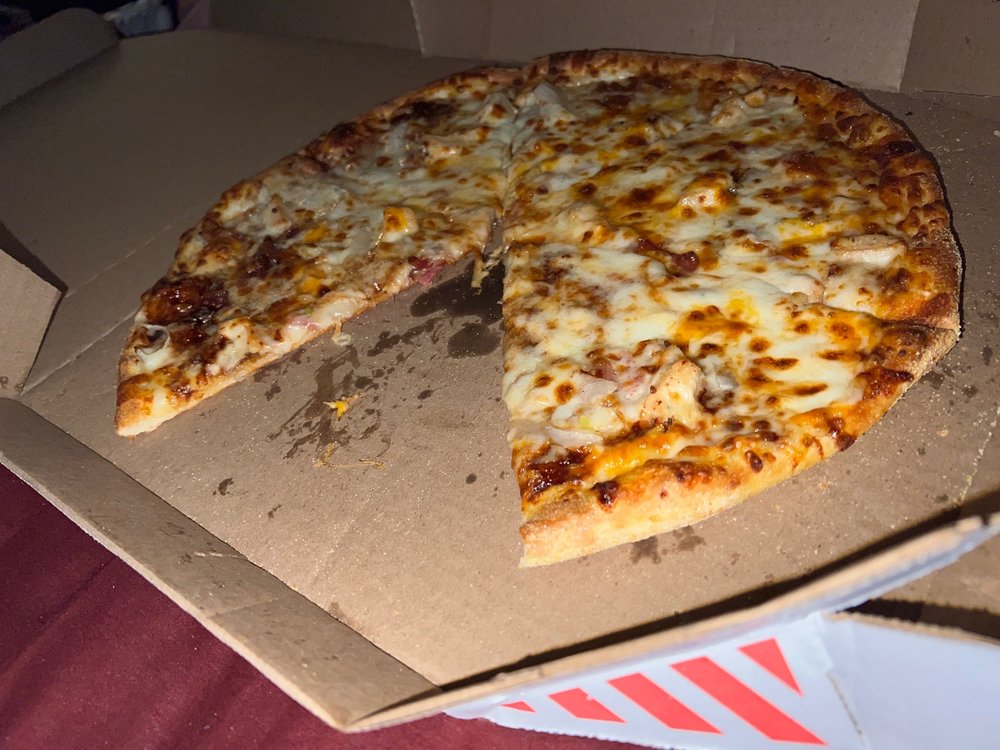DOMINO’S PIZZA Updated October 2024 26 Photos & 60 Reviews 61