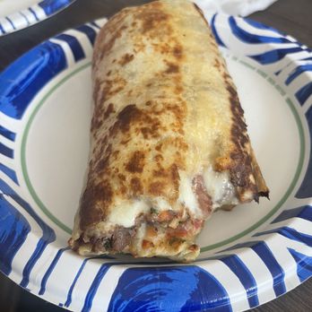La Taqueria - Super burrito asada dorado - Mexican Near Me - San Francisco, California