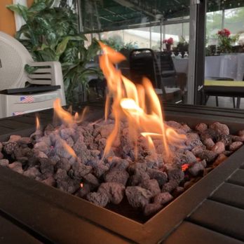 The View Grill - Outdoor fire pit - New American Near Me - Glen Cove, New York