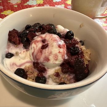 Cafe De Coco - Maple brown sugar, oatmeal with vanilla gelato in a berry compote. Incredible! - Cafes Near Me - Nampa, Idaho