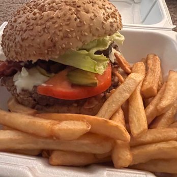 Santi Pizza - a hamburger and fries in a styrofoam container - Pizza Near Me - Maple Shade Township, New Jersey Santi Pizza - a hamburger and fries in a styrofoam container - Pizza Near Me - Maple Shade Township, New Jersey
